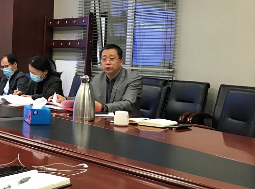黨總支副書記、監(jiān)事會主席郭強講話.jpg